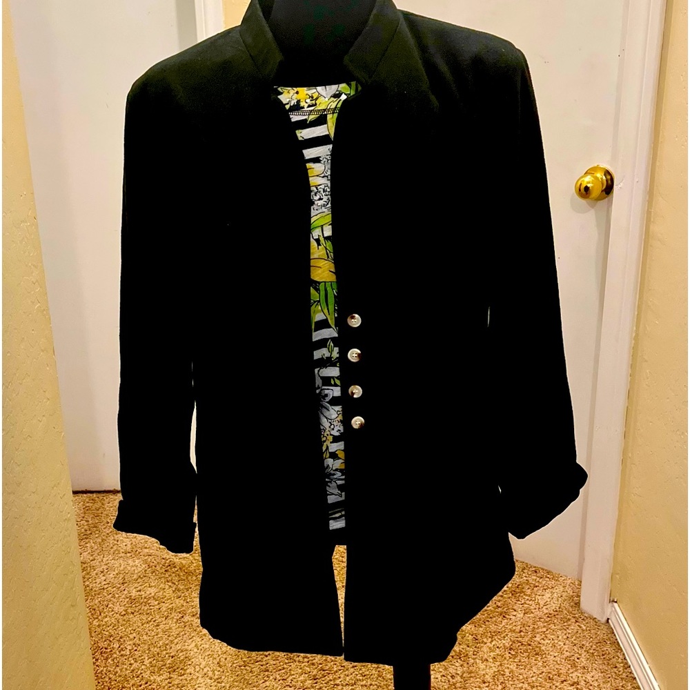 Ladies’ Fully Lined Day Or Evening Black XL Jacket. Wash Cold, Do not Dry Clean